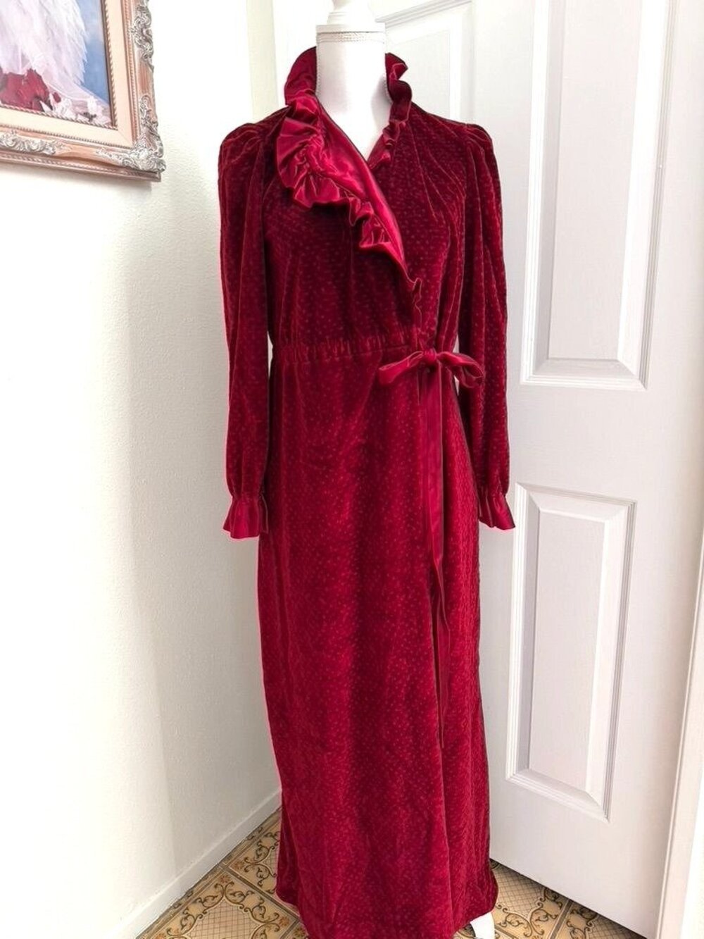 Vintage R. Michael Alan Red Holiday Ruffle Robe Glam Classic Movie Star Size S